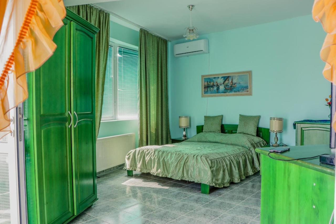 Villa Nora Albena Luaran gambar