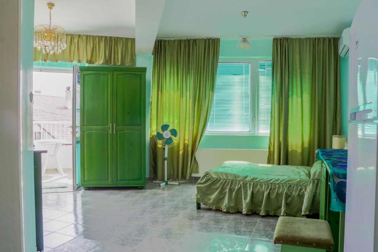 Villa Nora Albena Luaran gambar